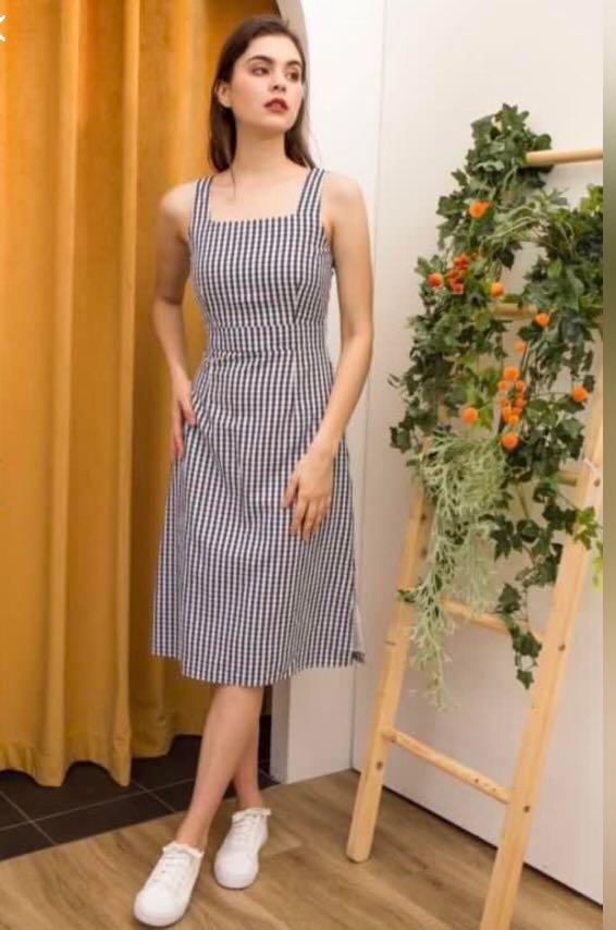 NEW The Stage Walk DIANE GINGHAM PINAFORE DRESS IN BLACK MADE BY TSW