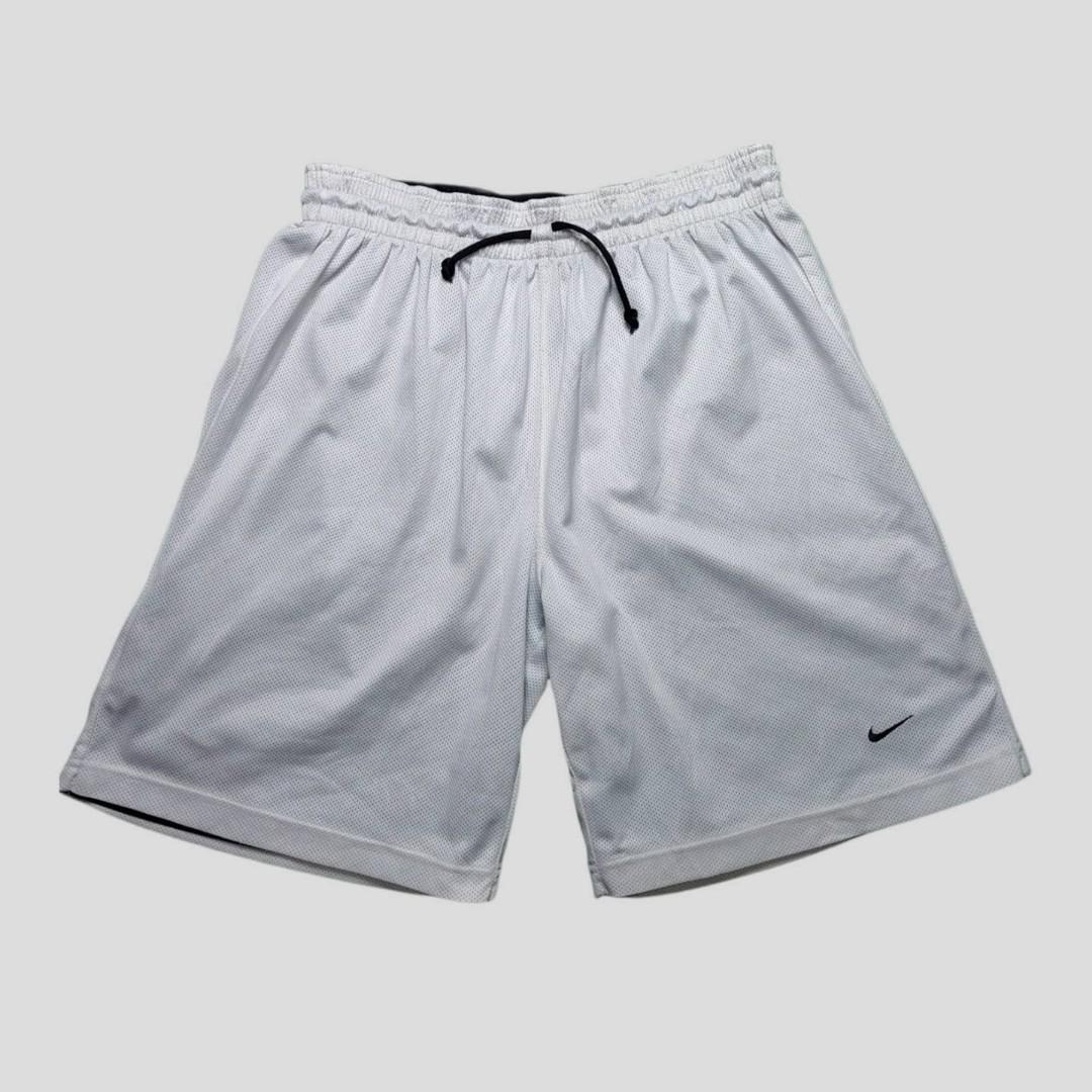 Nike above the knee shorts reversible, Men's Fashion, Bottoms, Shorts