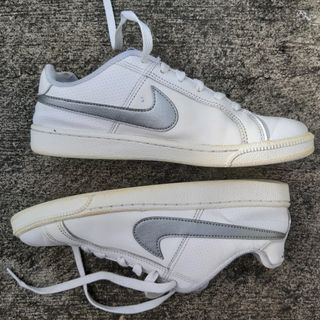 (Category: ) located in . Submitted by shoeshackk (Listing ID 1126723438, Image 1). Description: .
