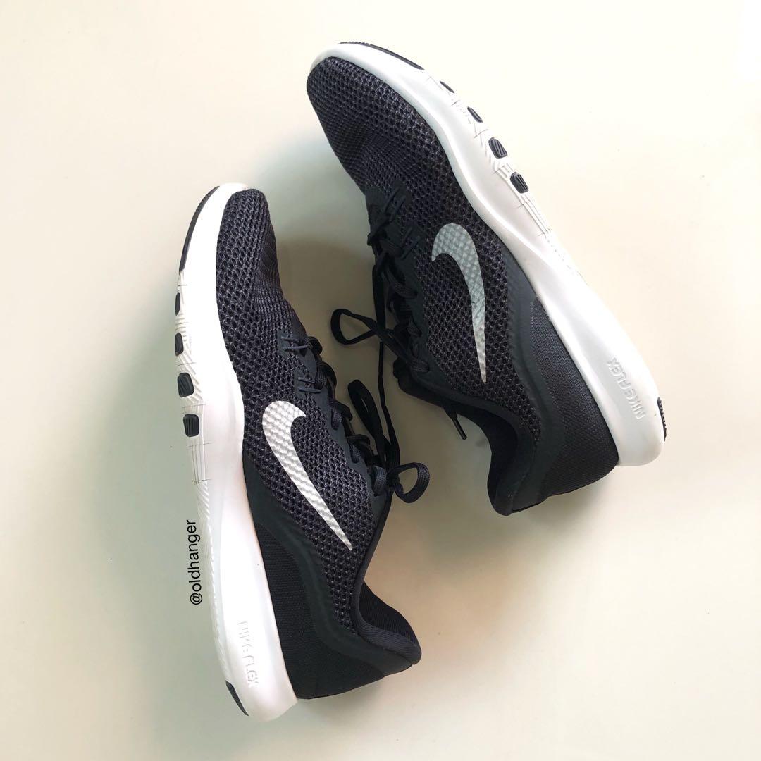 nike reflex trainers