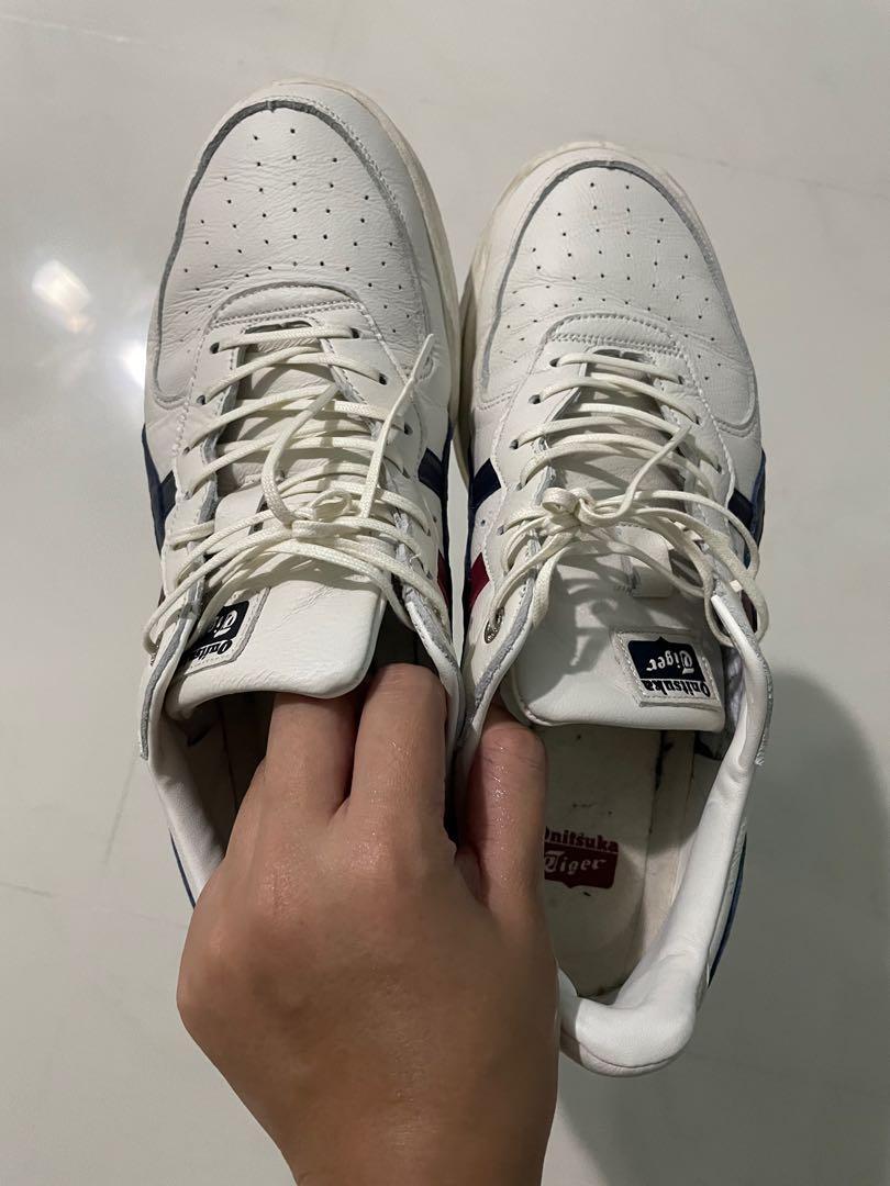 onitsuka tiger gsm on feet