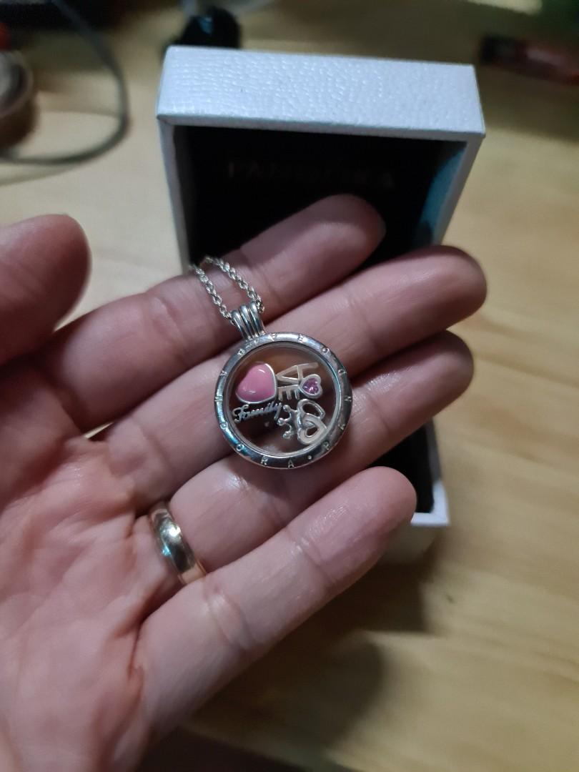 Pandora large floating locket top