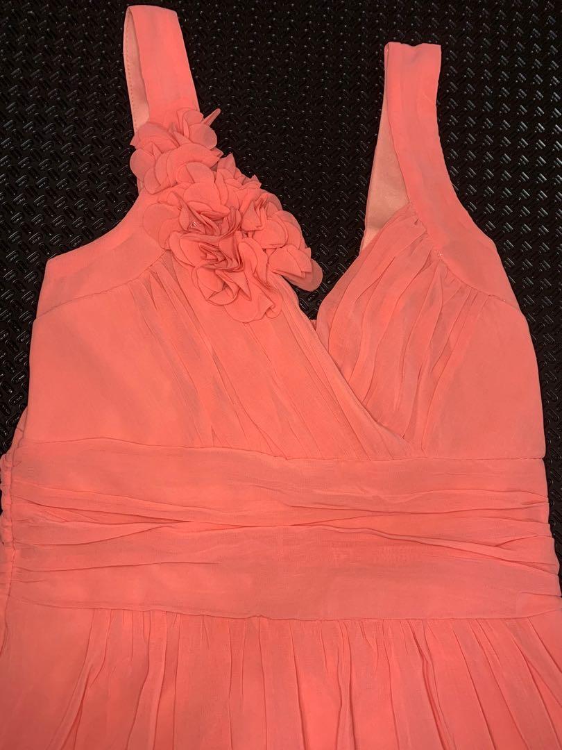 very blush dress