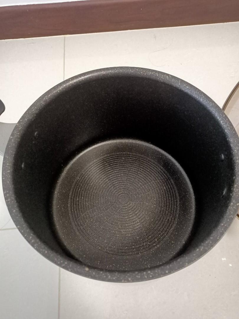 Quantanium Deep cooking Pot, TV & Home Appliances, Kitchen Appliances