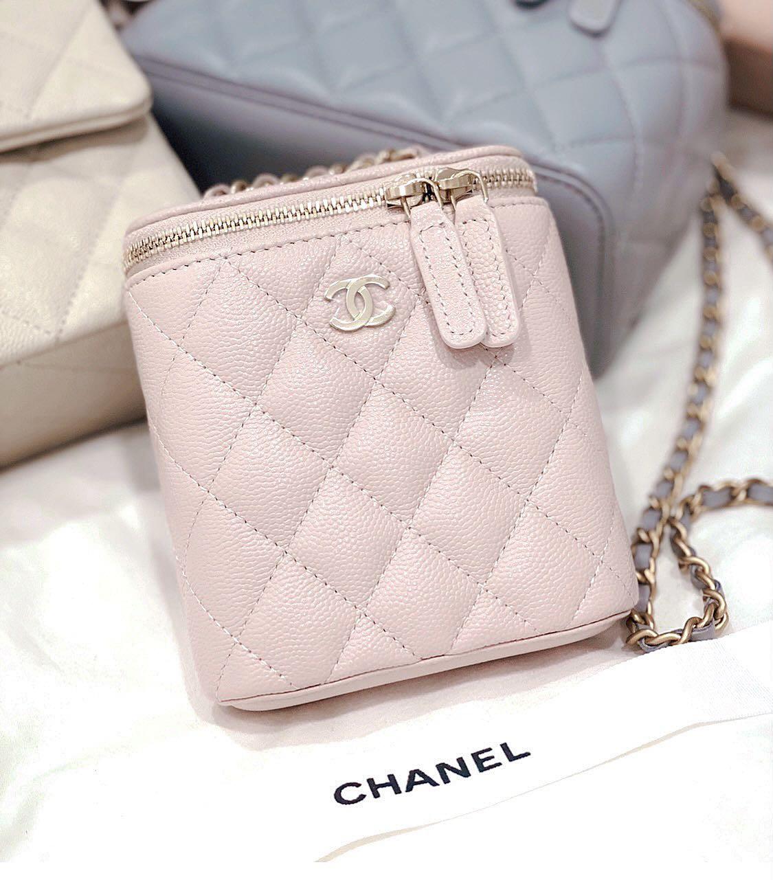 Rare[Full Set]💕🦄 21C Chanel Vanity Mini (Rose Claire), Luxury, Bags &  Wallets on Carousell