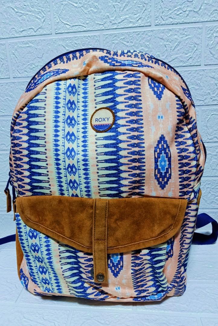ROXY SUGAR BABY BACKPACK (Category: Backpacks) located in La Trinidad. Submitted by xef06 (Listing ID 1126909690, Image 1). Description: excellent condition 14inches height 9 inches width 4 inches diameter.