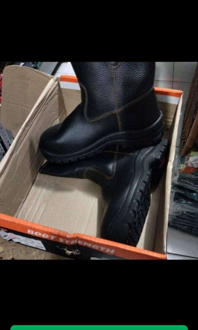 Safety Shoes krusher texas black, Fesyen Pria, Sepatu , Sepatu Boot