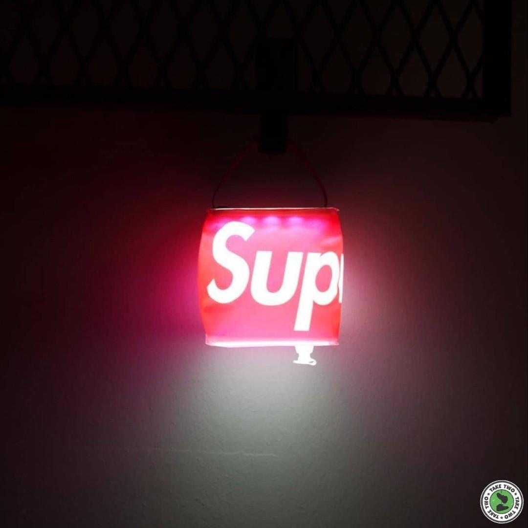 Supreme SS18 LuminAid Packlite Nova USB 露營燈防水usb充電, 傢俬