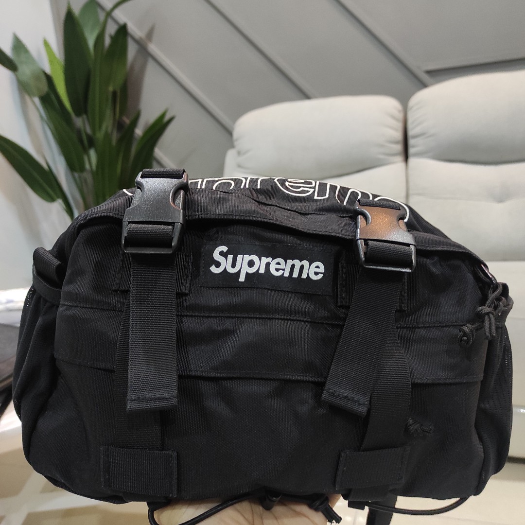Supreme waist bag hotsell 19