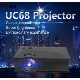 UNIC Projector 1800 lumens uc68