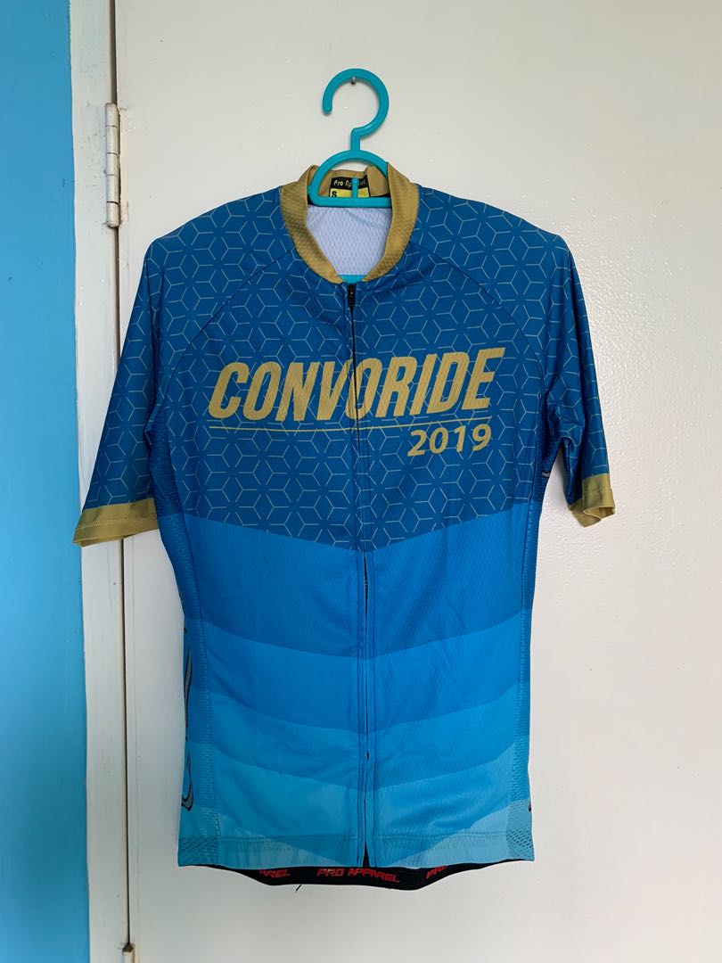 Used cycling jersey, Men's Fashion, Activewear on Carousell