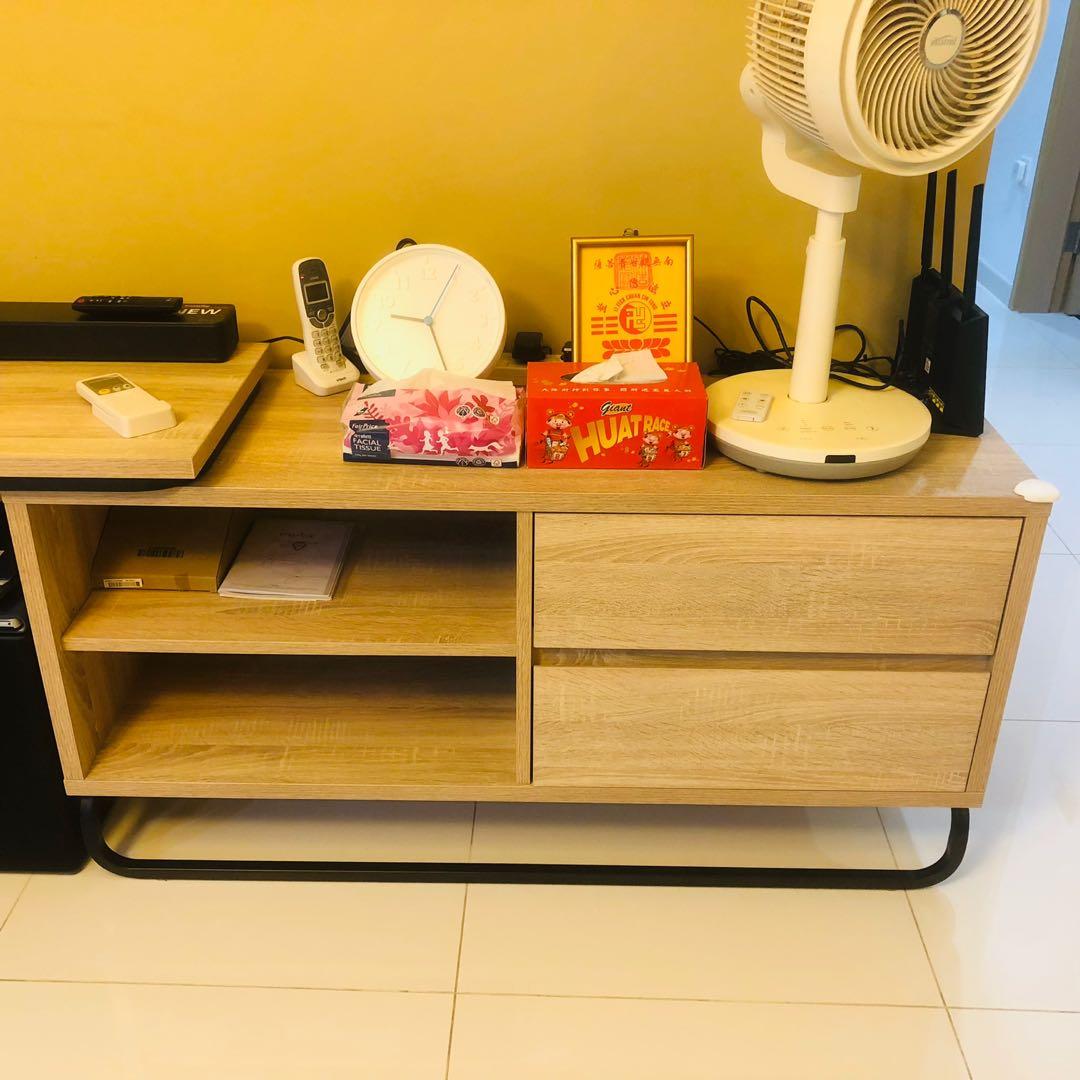Very Nice Tv console, Furniture & Home Living, Furniture, TV Consoles