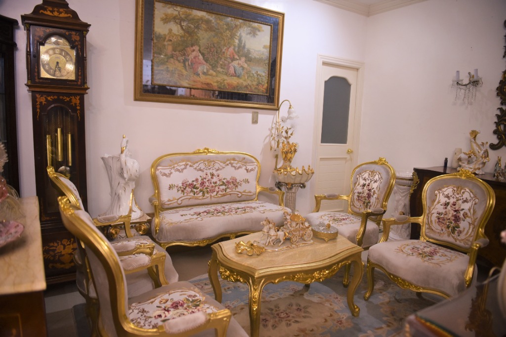 Victorian sala set clearance