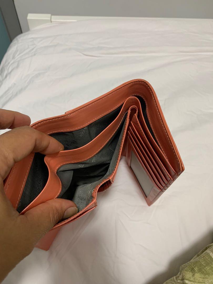 Wallet (Category: Wallets & Card Holders) located in Singapore. Submitted by veenna0131 (Listing ID 1126901987, Image 4). Description: Offer me your best price! This is aunthentic Guy Laroche wallet that i got as gift but never really use it! It's just sitting in the cupboard for a very long time.. in perfect condition Please note: Once Sold Nor Return/Exchange/Refund.