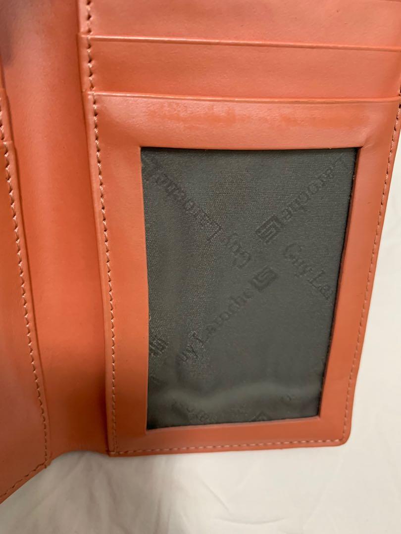Wallet (Category: Wallets & Card Holders) located in Singapore. Submitted by veenna0131 (Listing ID 1126901987, Image 3). Description: Offer me your best price! This is aunthentic Guy Laroche wallet that i got as gift but never really use it! It's just sitting in the cupboard for a very long time.. in perfect condition Please note: Once Sold Nor Return/Exchange/Refund.