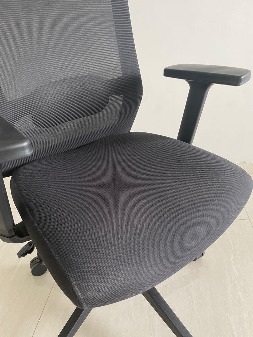 WeWork Office Ergo Chair super new condition, Furniture & Home Living