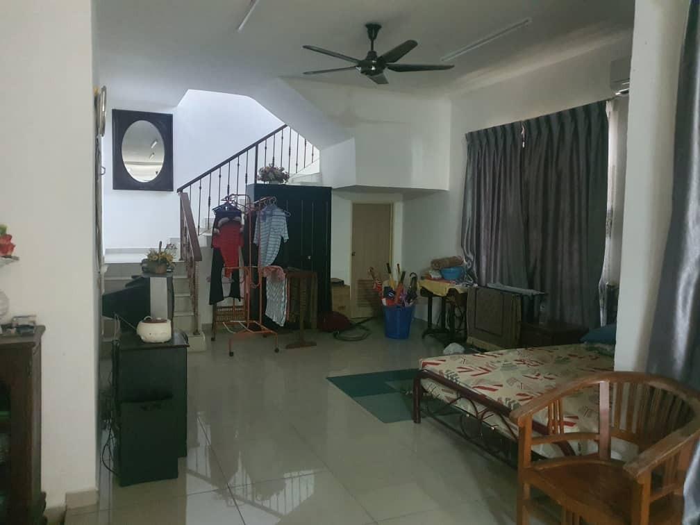 2Storey Semi D House End Lot Laman Bengkulu Sg Choh,Rawang, Property