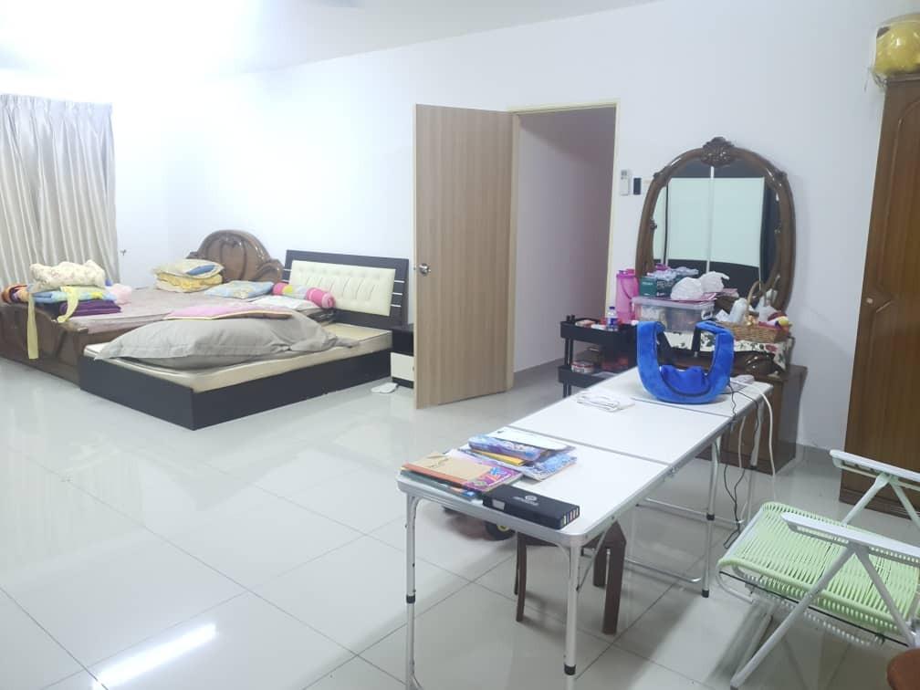 2Storey Semi D House End Lot Laman Bengkulu Sg Choh,Rawang, Property