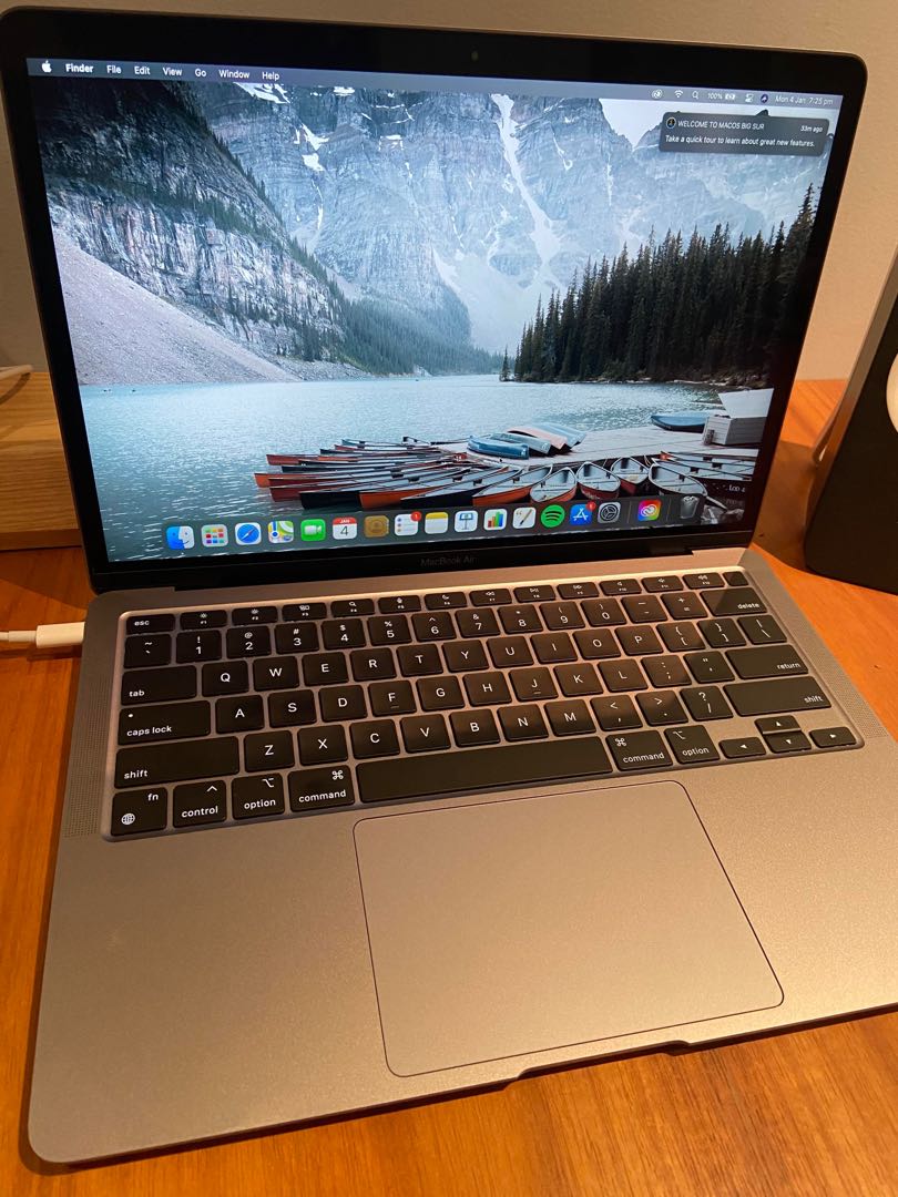 3mths old 2020 Apple MacBook Air M1 with AppleCare till Aug 2024 (worth ...