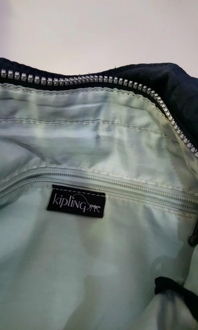 ‼️SALE‼️Kipling Shoulder Bag (Category: Shoulder Bags) located in Manila. Submitted by leapmoonlight (Listing ID 1126995954, Image 2). Description: Preloved With minor flaw sa handle kayo na magpa repair pero walang sira o butas. With unggoy charm..