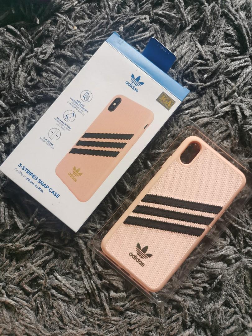 Adidas Originals Iphone XS Max Case, Telepon Seluler \u0026 Tablet, Aksesoris  Tablet \u0026 Handphone, Casing \u0026 Sarung di Carousell