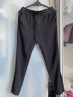 (Category: ) located in . Submitted by preloved_f0n3 (Listing ID 1126992267, Image 1). Description: .