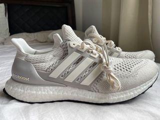 Adidas Ultraboost Talc/Chalk Running Shoes (BB7802)