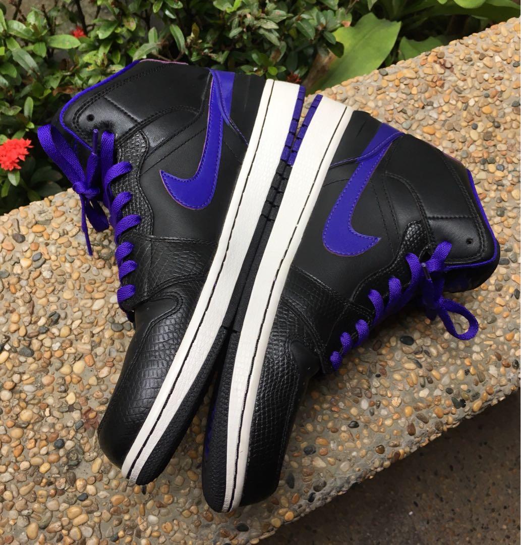 Air jordan 1 deals retro 86 dark concord