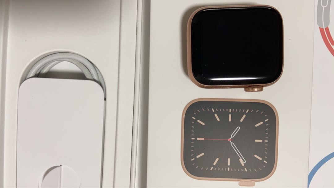 Apple watch series 6 40mm gold aluminum 