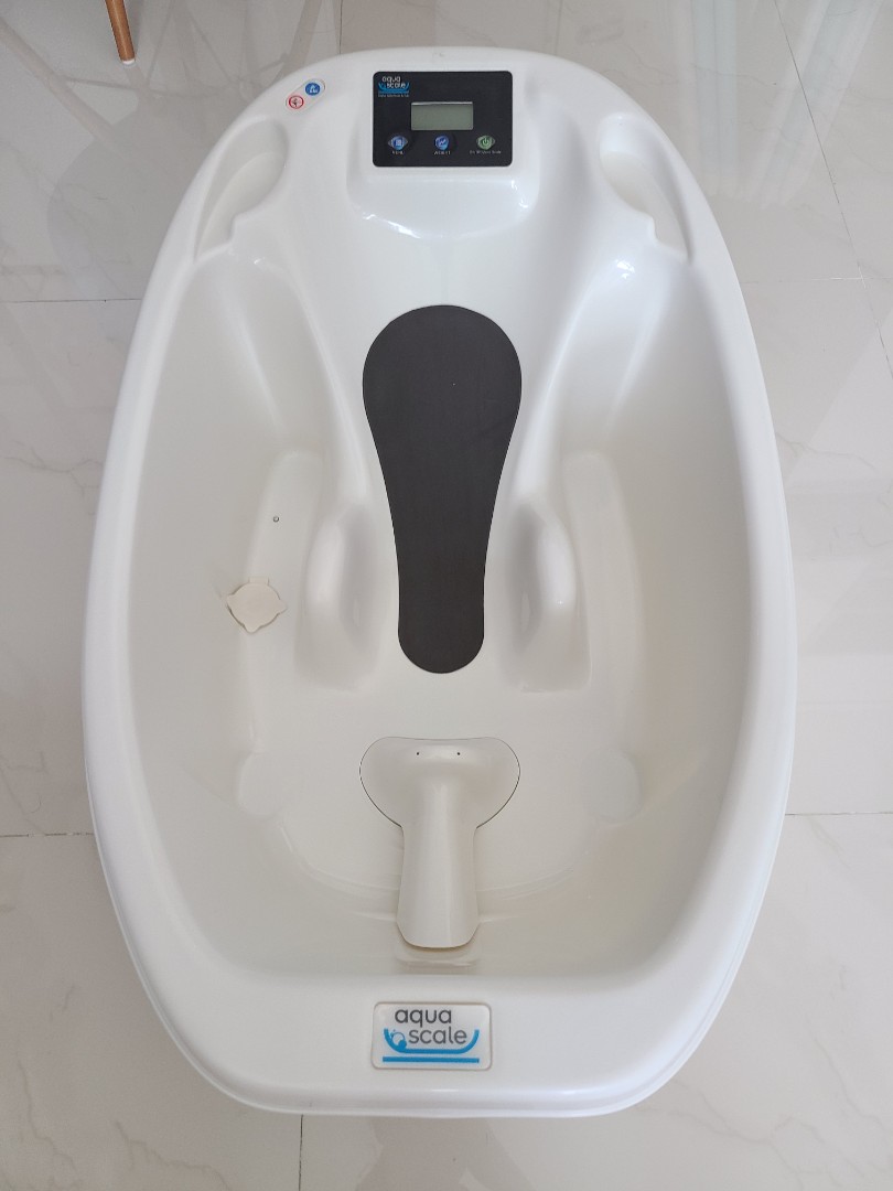 Aqua scale baby bath tub, Babies & Kids, Bathing & Changing, Bathtub