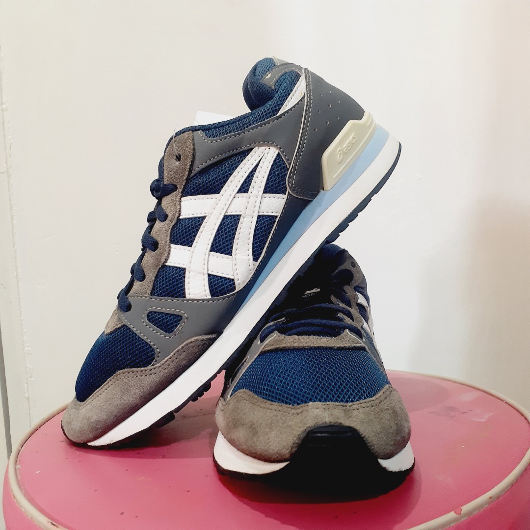 asics seconds store