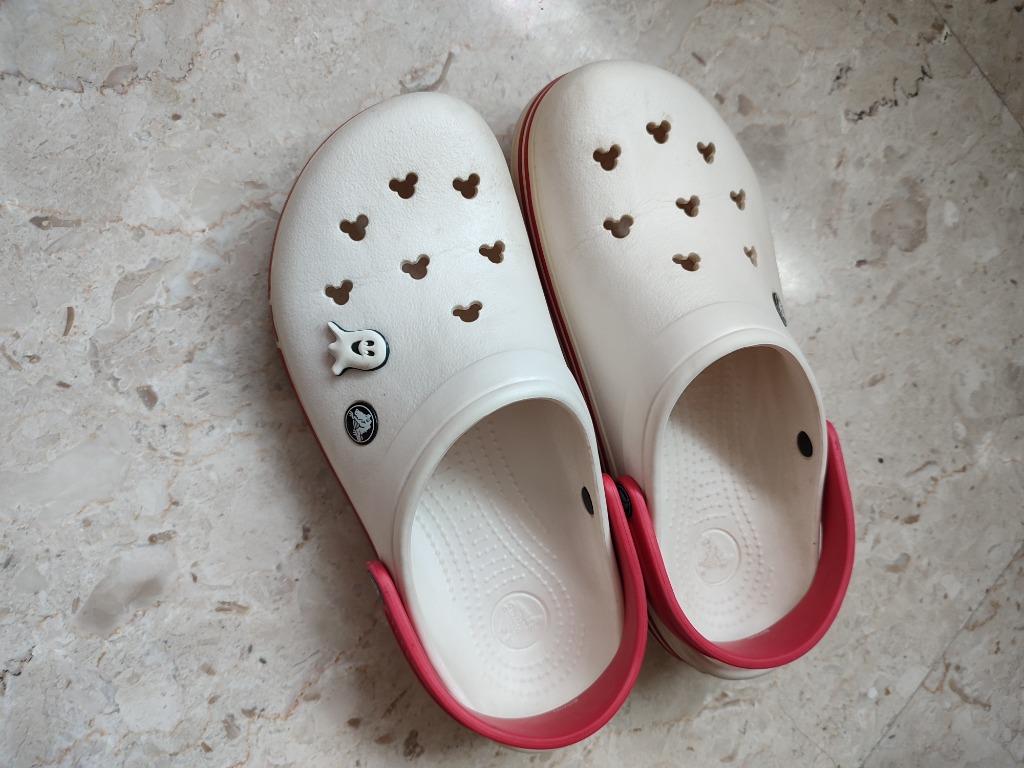 Mickey crocs white online