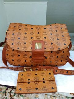 (Category: ) located in . Submitted by alyzzashop (Listing ID 1127004676, Image 1). Description: .