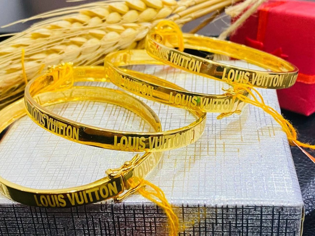 Bangle lv Emas 916 Murah Harga Kilang Women s Fashion Jewelry