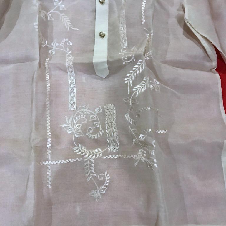 Barong Tagalog never used Charito Alunan size M, Men's Fashion, Tops