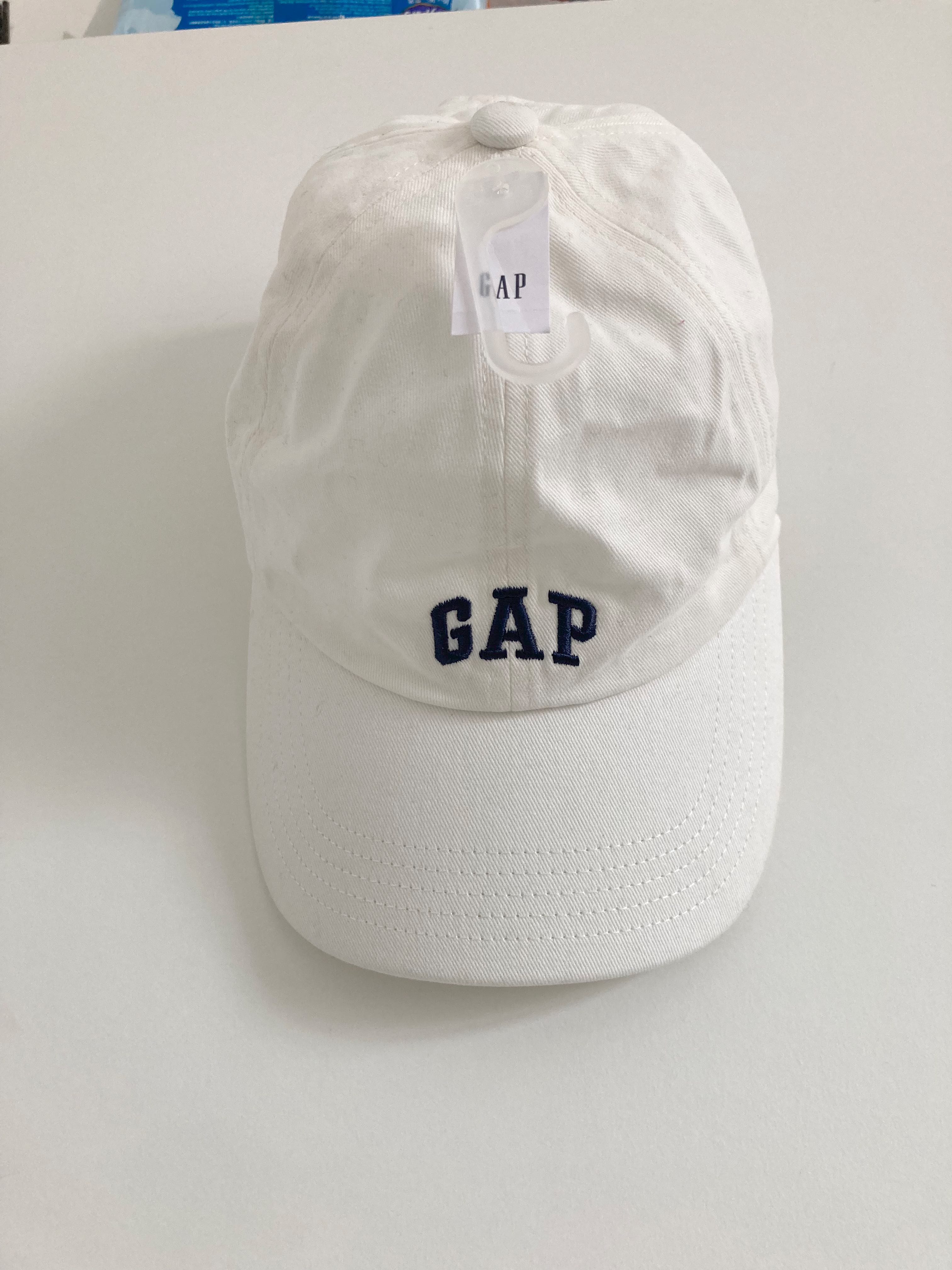 Gap logo top baseball hat