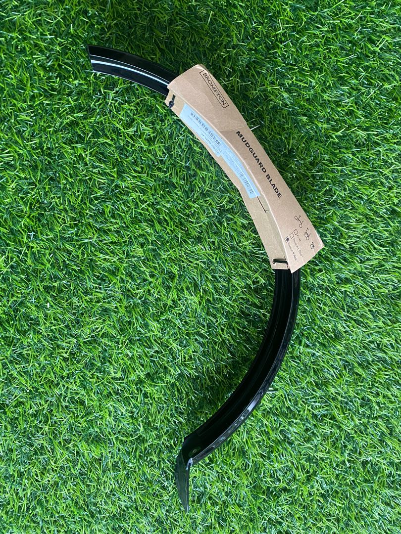 Brompton R type rear mudguard black - For rear rack, Sports Equipment ...