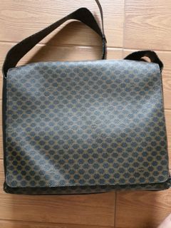 (Category: ) located in . Submitted by benjyyeo (Listing ID 1126987193, Image 1). Description: .