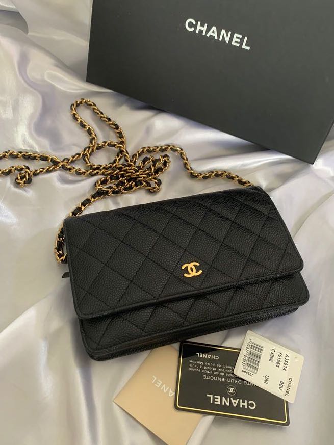Black Quilted Caviar Wallet On Chain Gold Hardware, 2023