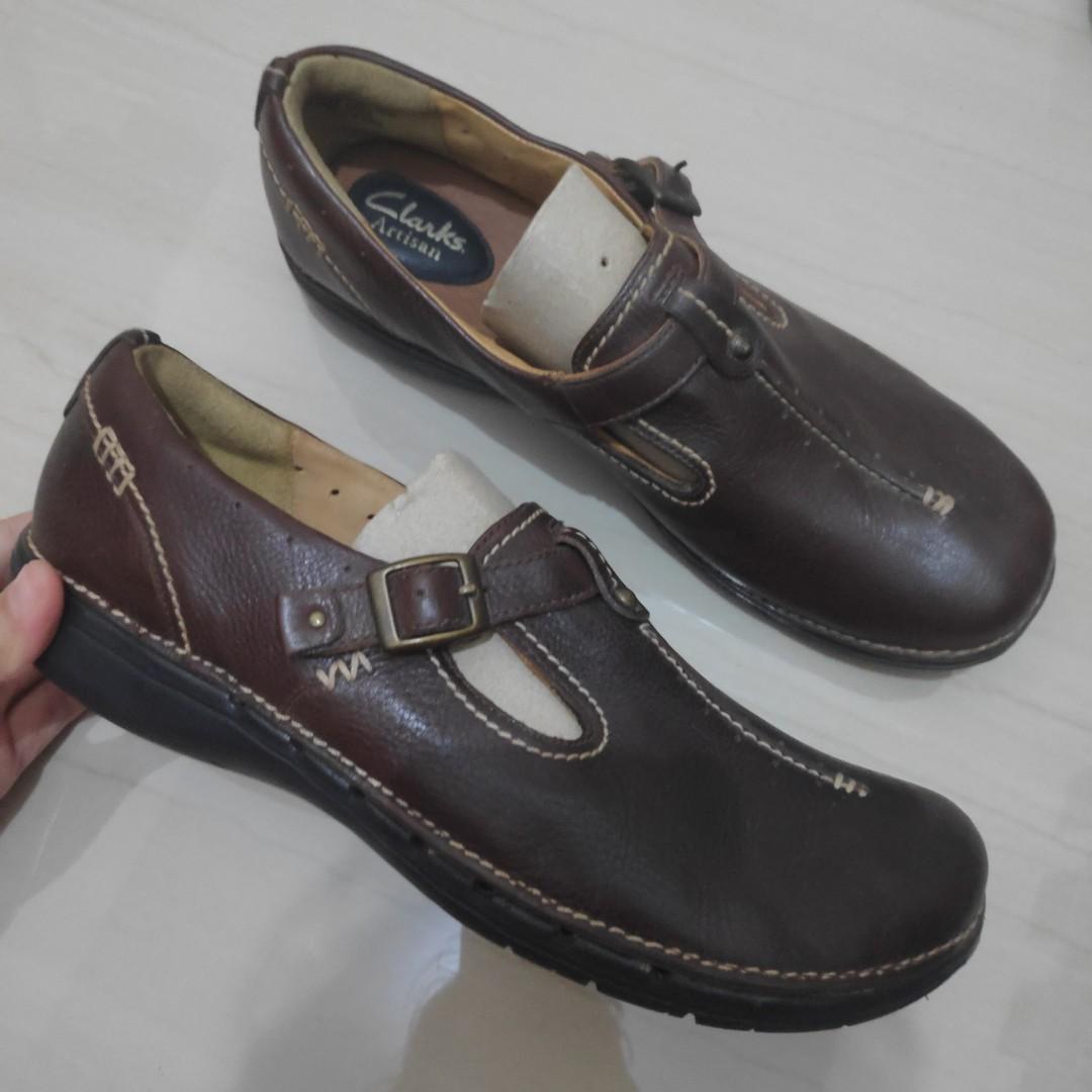 clarks leather trainers