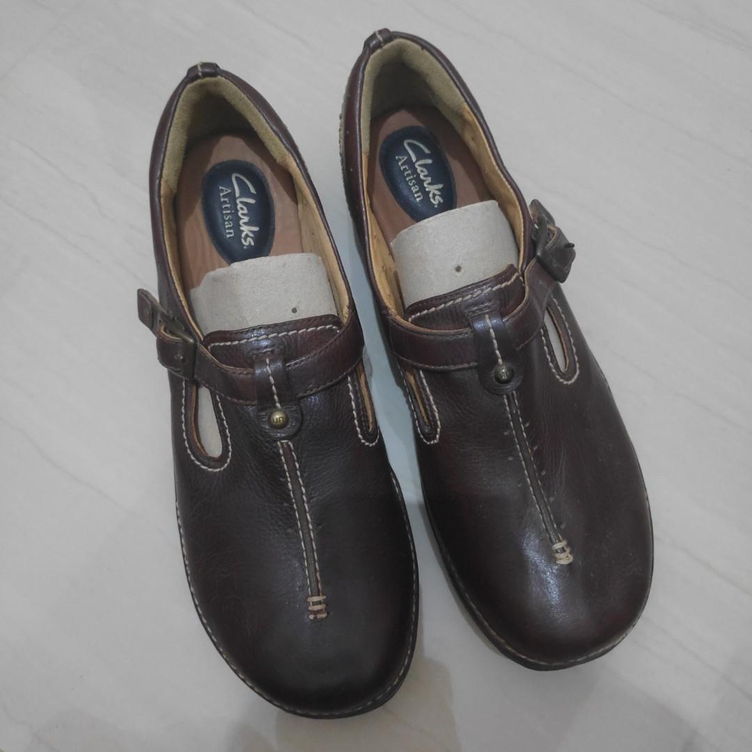 clarks leather trainers