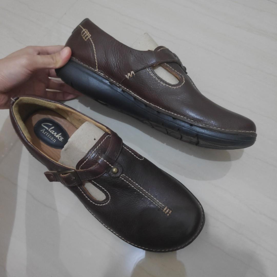 clarks leather trainers