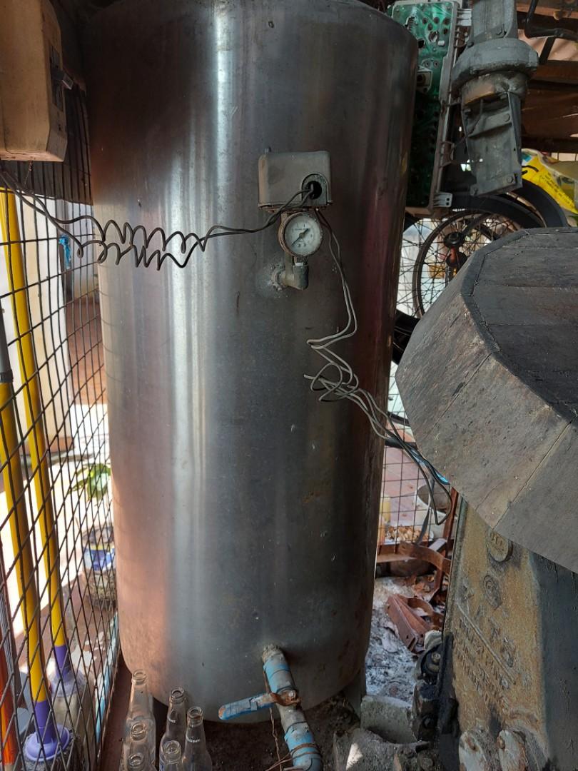 Deep well pump and tank (Category: Construction Tools & Equipment) located in Rizal. Submitted by strangero (Listing ID 1126966236, Image 1). Description: used item. as-is. buyer to pullout and pick from my location.