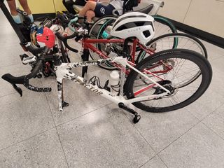 （分類：）位於 。 由 scottiewongpip 提交（商品編號 1127035902，圖片 1）。簡介： 。