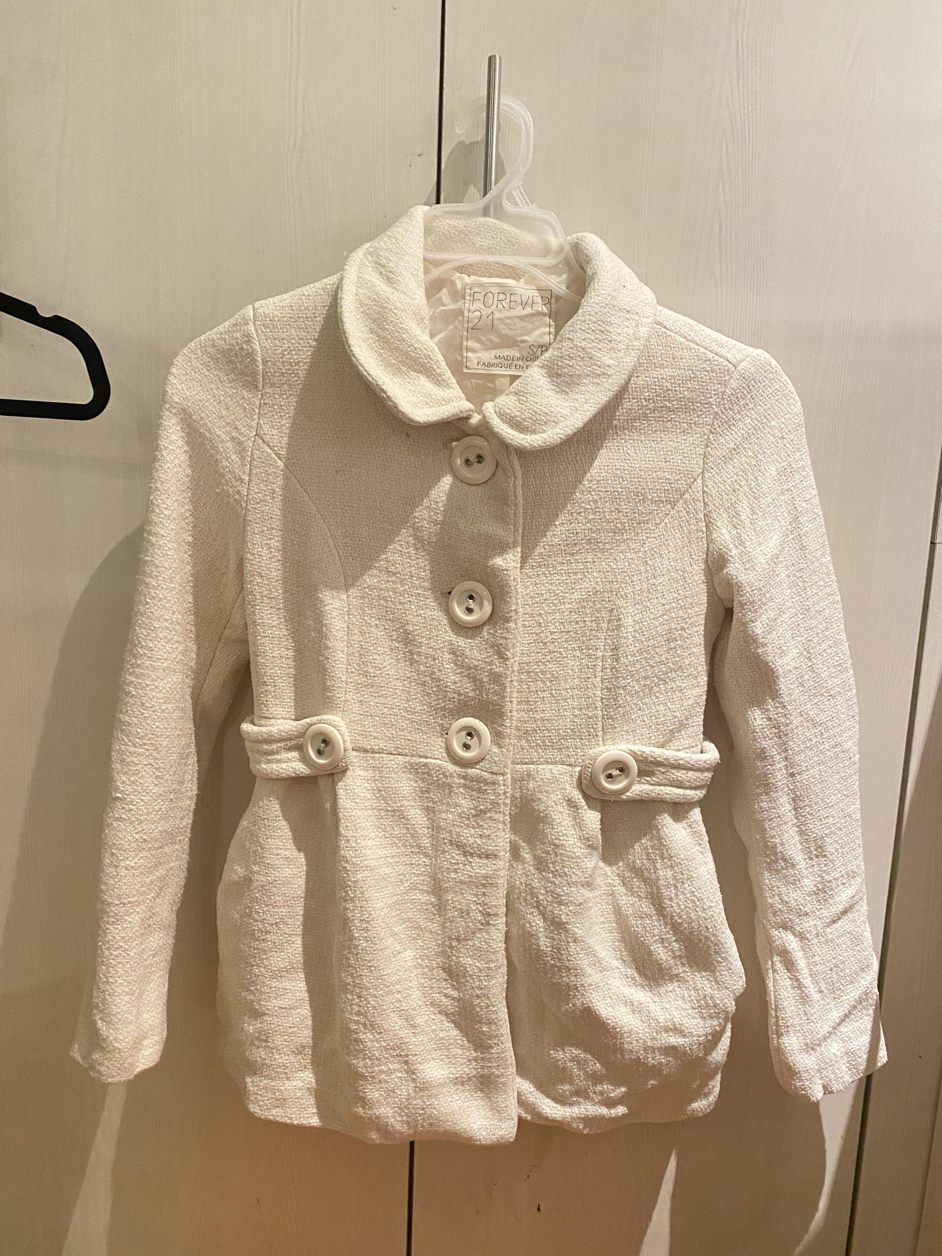Forever 21 store outerwear sale