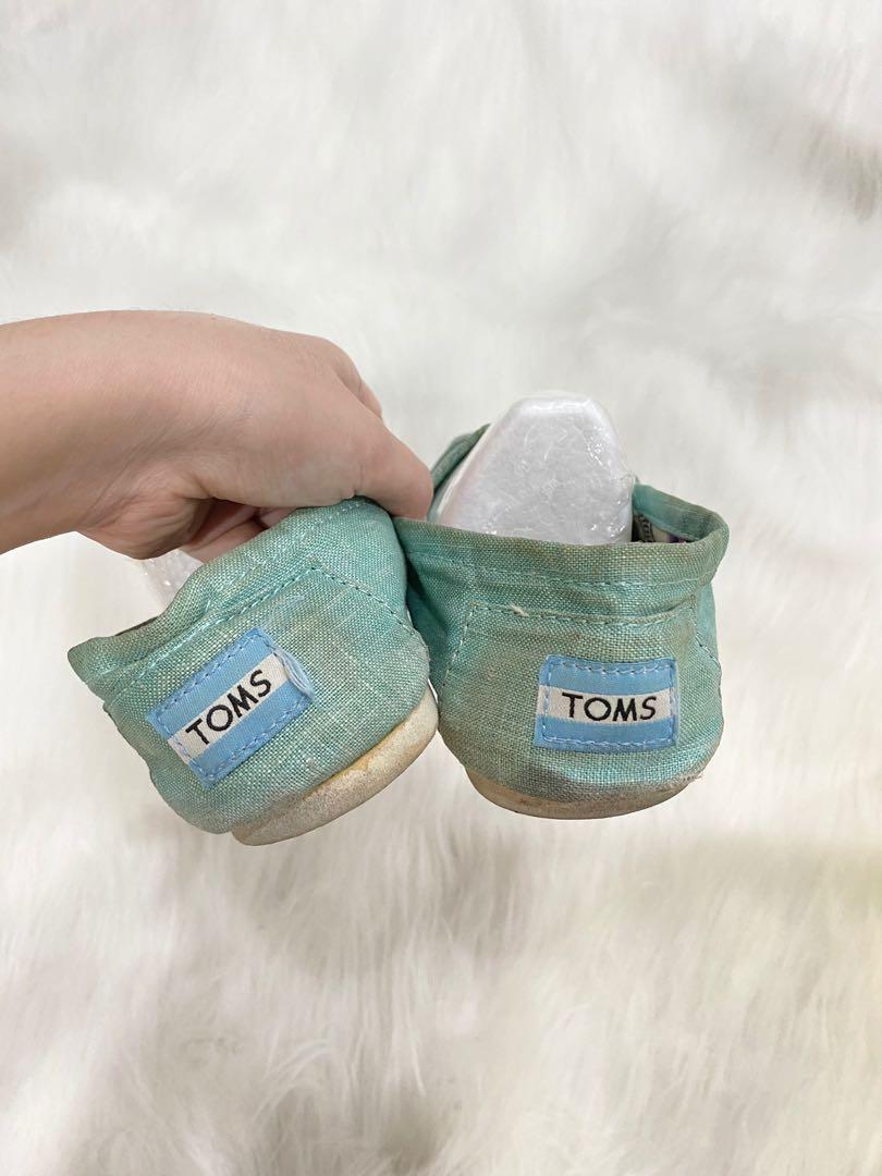 Toms free shipping top