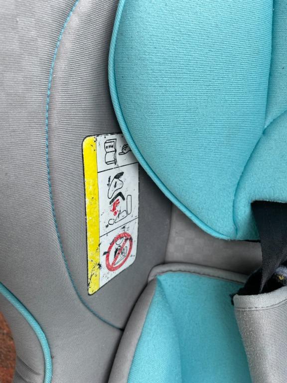 Goodbaby Car Seat (Category: Car Seats) located in Pasig City. Submitted by chie_store (Listing ID 1127085050, Image 3). Description: very good condition used well clean, but still need washing for baby not using anymore no issues please text for faster transaction .