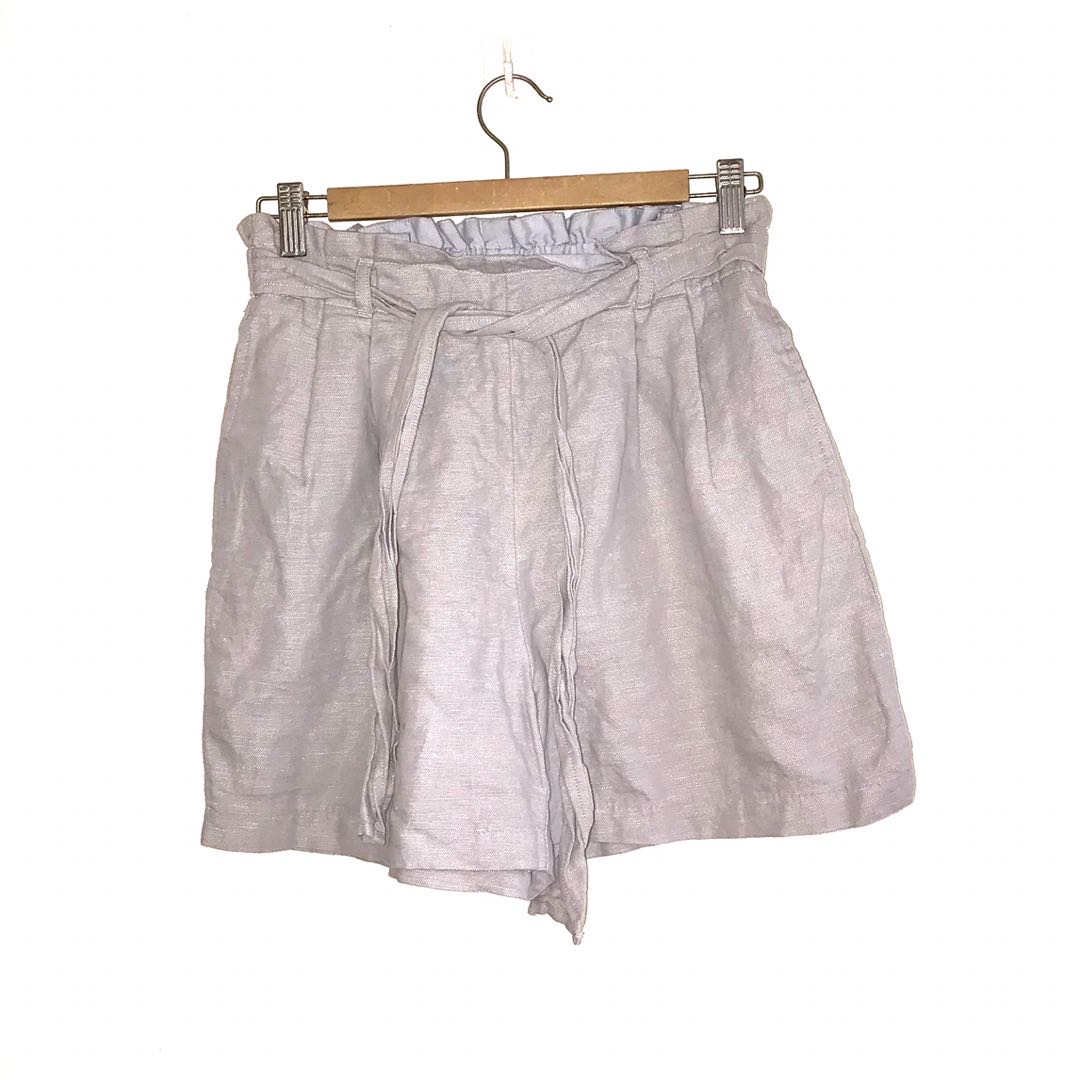 GU by Uniqlo high waist linen blend belted shorts, Women's Fashion ...