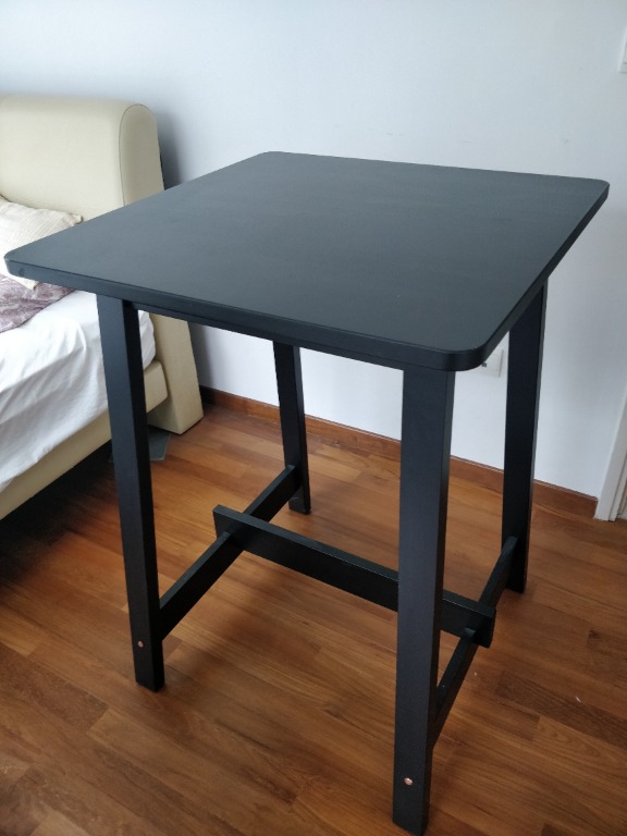 Stornas bar table sale