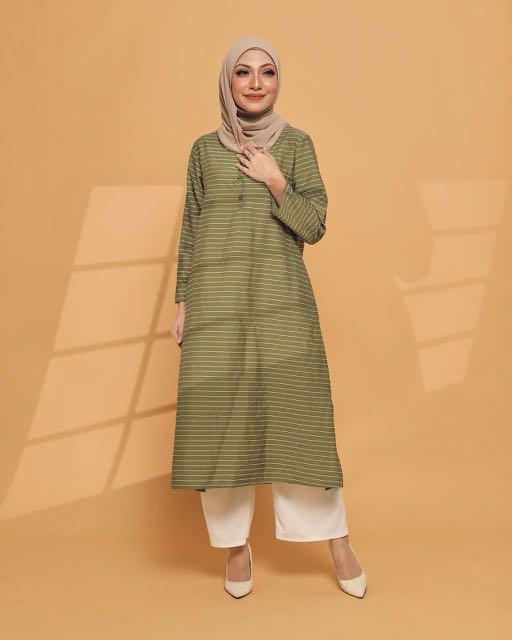 Izzie Blouse in Green, Women